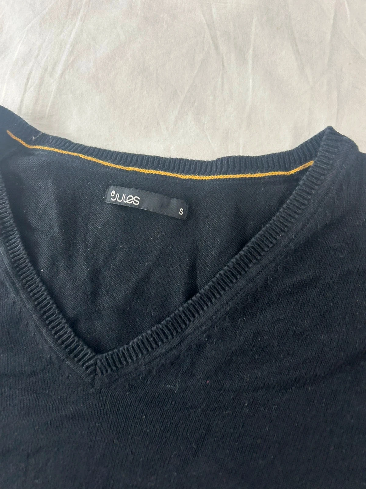 Black V-neck sweater Jules – photo 7